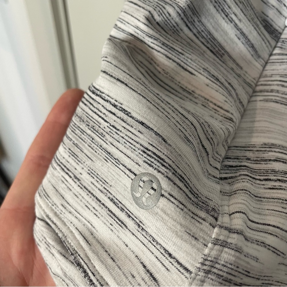 Lululemon Runderful Long Sleeve Space Dye - Picture 5 of 9
